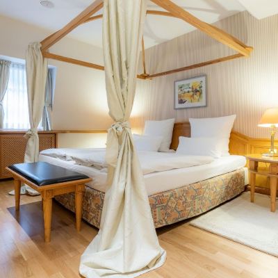 Suite Waldhaus Reinbek Promo Code