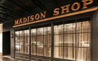 The Rubenstein Hotel Hotele w: 