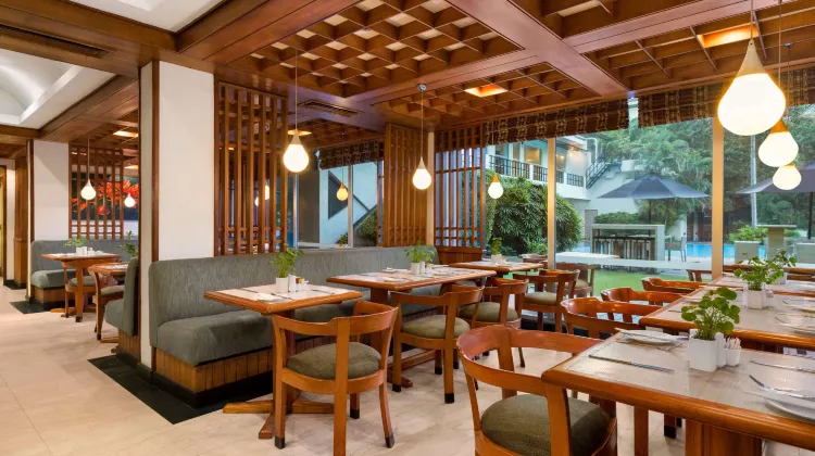 Ramada by Wyndham Colombo Dining/Restaurant