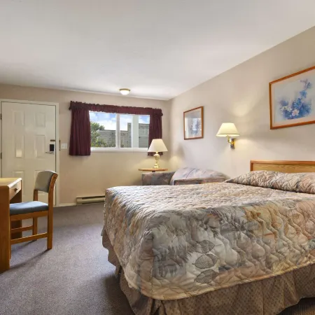 Travelodge by Wyndham Salmon Arm