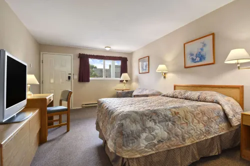 Travelodge by Wyndham Salmon Arm