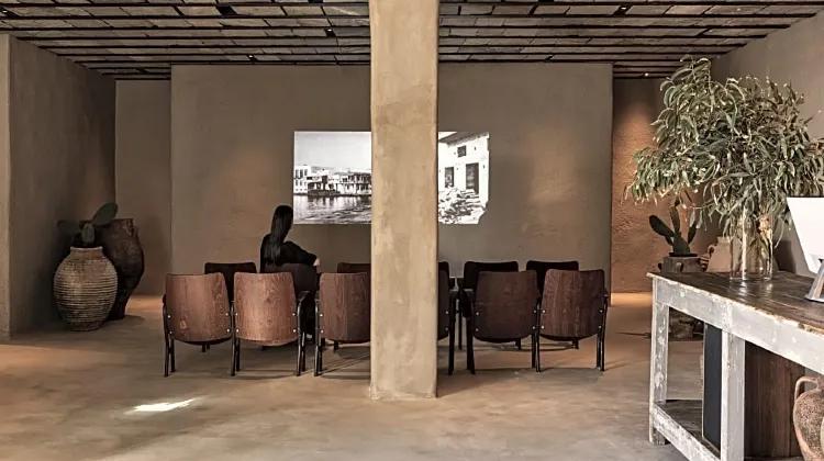 NOMAD 食事・レストラン