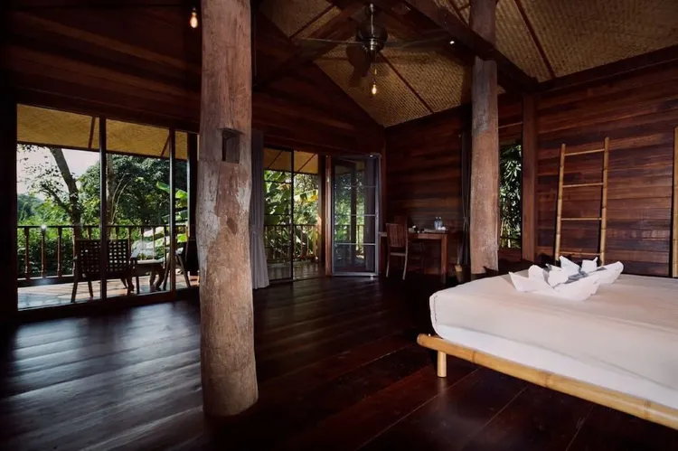 Elite Chalet, 1 King Bed, Balcony, Mountain View