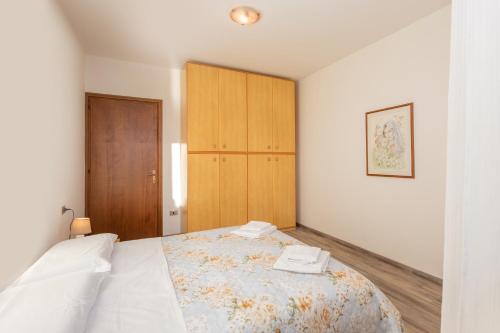 一卧室公寓（带阳台）