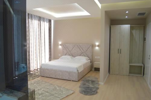 Principe Del Lago Deluxe Suite