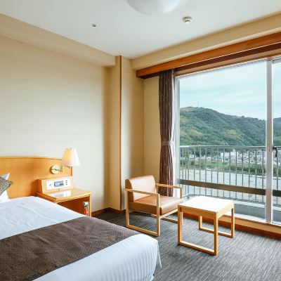 セミダブルルーム（バス付）（禁煙） かんぽの宿 伊野 クーポン