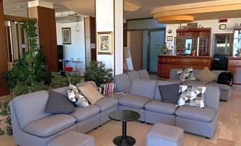 Gfh - Hotel Spiaggia d'Oro - Housity