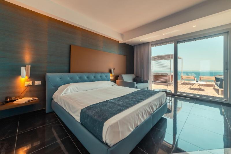 Nautilus Hotel舒适房