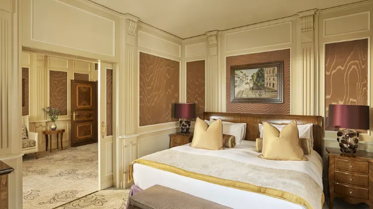 Hotel Principe di Savoia - Dorchester Collection Room