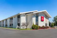 Econo Lodge Hotel di 