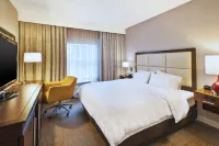 Hampton Inn & Suites Providence/Warwick-Airport Hotels in 