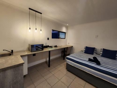 豪华特大床一室房