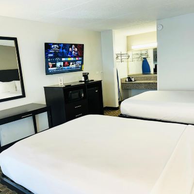 Deluxe King Suite Fiddler's Inn Promo Code