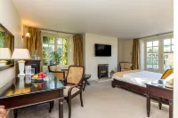 BrookLodge & Macreddin Village Hotels in 