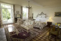 Stravithie Castle Hotels in 