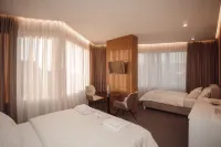 Hotel Chicago Отели в г. 