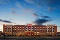Hampton Inn & Suites Chicago Waukegan
