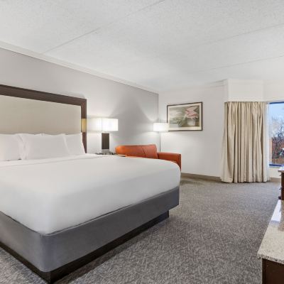 King Room - Hearing Accessible Woodcliff Hotel and Spa Promo Code