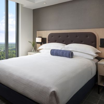 One-Bedroom Suite with Terrace The Watermark Hotel Promo Code