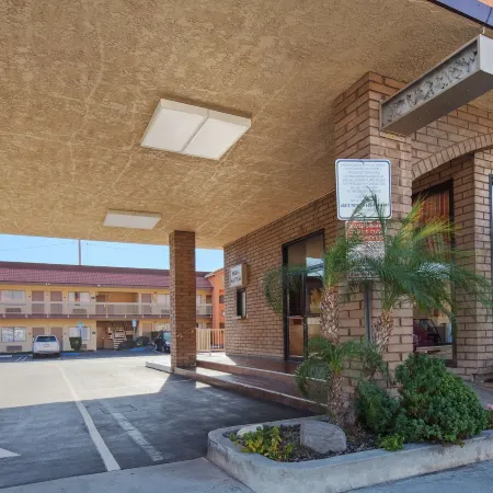 Best Western Pasadena Inn Отели в г. Пасадина