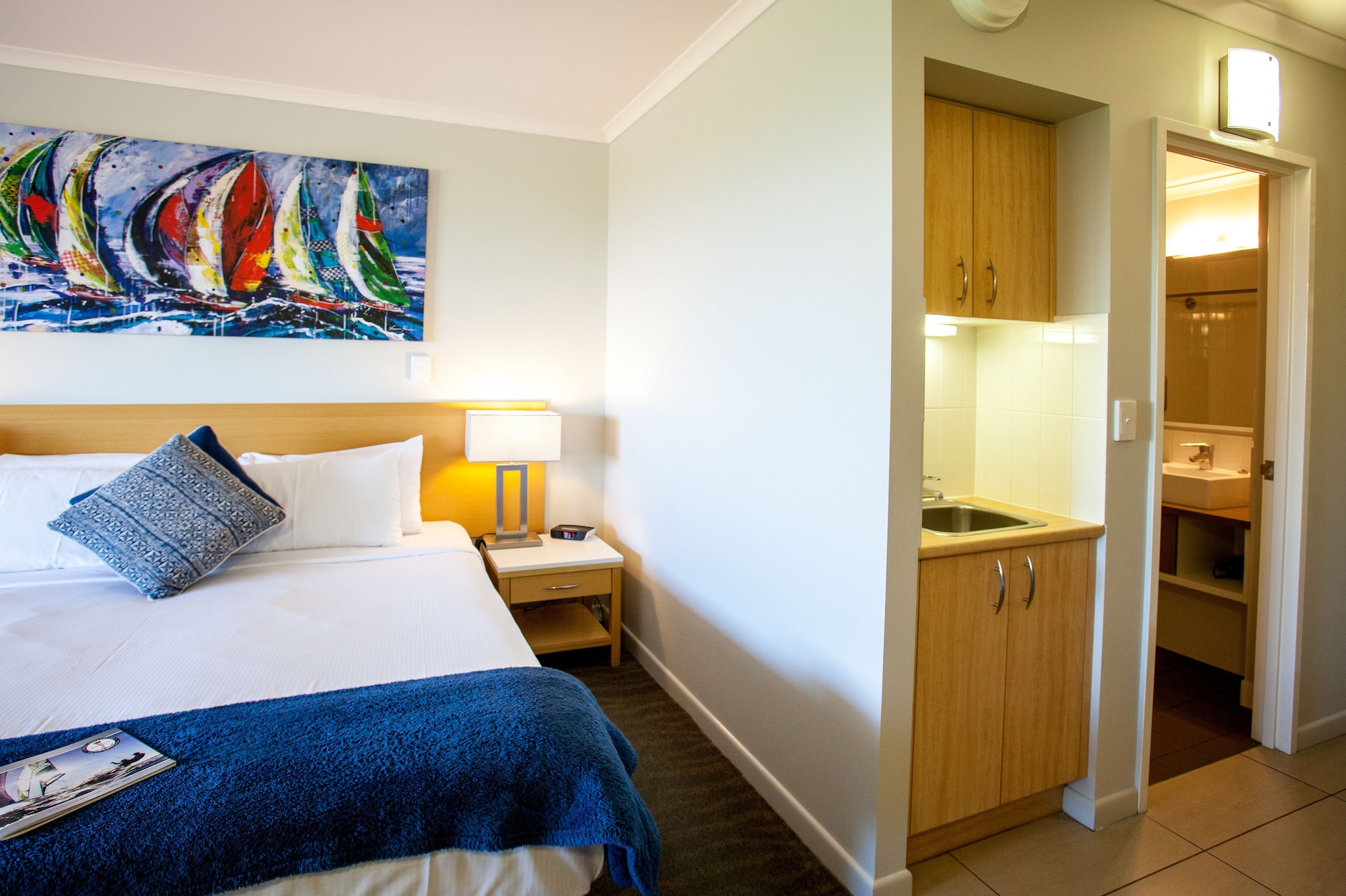 一樓單間公寓 – 部分帶海灣景觀的陽臺