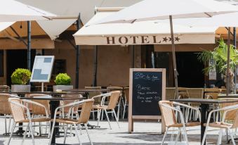 Logis - Hotel De La Mairie - Housity
