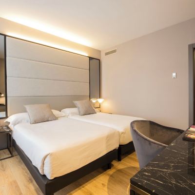 Romantic Double Room Zenit Lisboa Promo Code