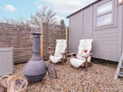 Bumble's Retreat Hotel a 