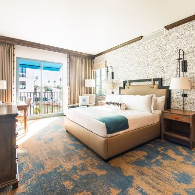 Basic Room, 1 King Bed, Resort View Harbor View Inn Promo Code