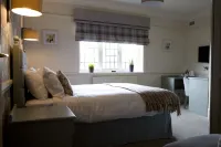 The Broadoak Hotel a Delph