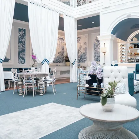 Parc Royale Suites Hotel