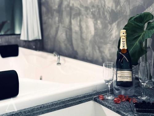 特大床套房 - 带spa浴缸