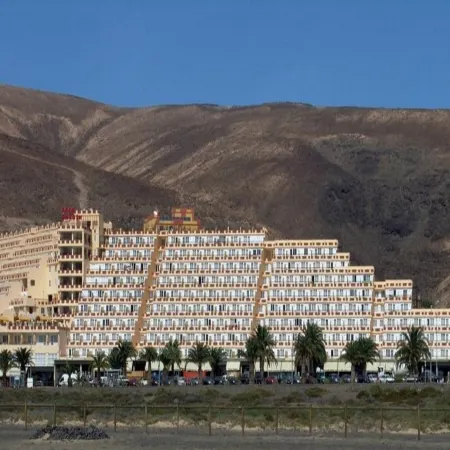 Apartamentos Palm Garden by LIVVO Отели в г. Морро Хабле