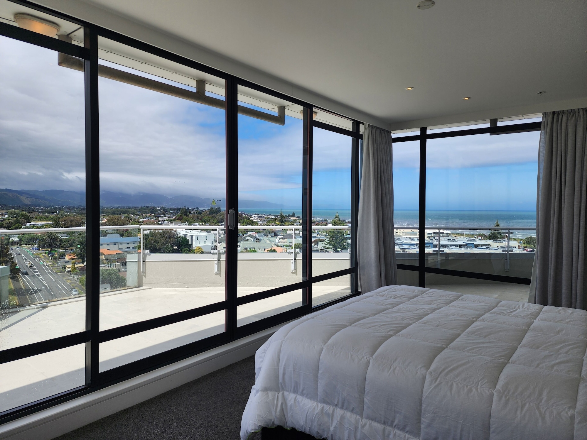 全景公寓， 海洋景观