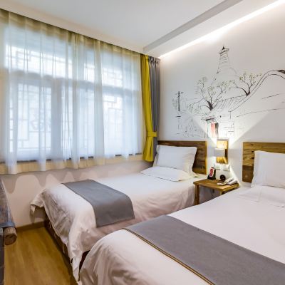 院景雙床房 樂盟飯店（北京南鑼鼓巷什剎海地鐵站店）優惠