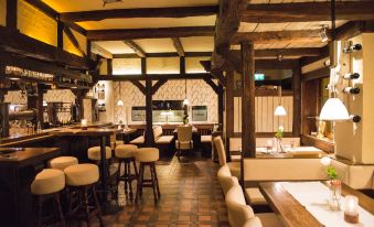 Ziegenbruch's Hotel & Restaurant - Housity