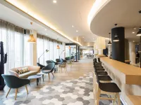Holiday Inn Express PARIS - CDG AIRPORT by IHG Hotels in Val-d'Oise