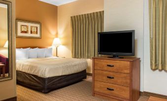 MainStay Suites of Lancaster County - Housity