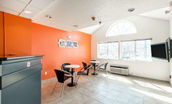 Motel 6-Olathe, KS - Housity