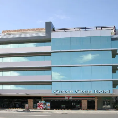 Green Glass Hotel