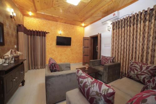 豪华特大床套房