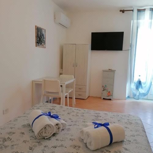 标准三人一室公寓