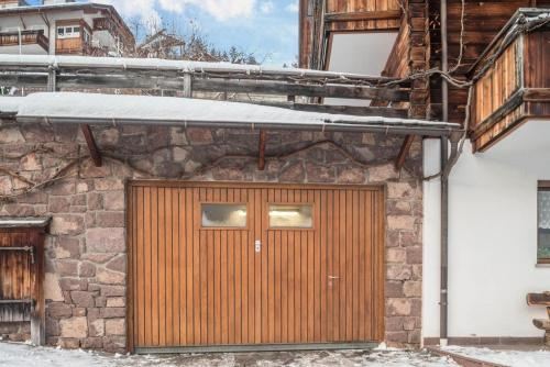 高级一卧室带阳台公寓