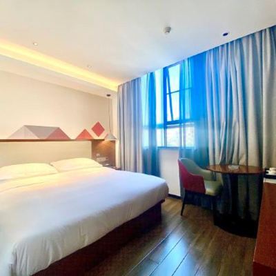 標準大床房（安靜好眠+園林景觀） 柏曼飯店（廣州東站梅花園地鐵站店）優惠