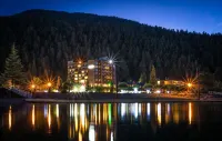 Harrison Hot Springs Resort & Spa Hotels in 