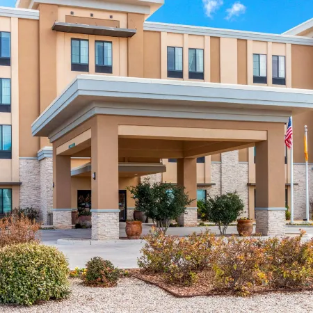 La Quinta Inn & Suites by Wyndham Carlsbad Отели в г. Эдди