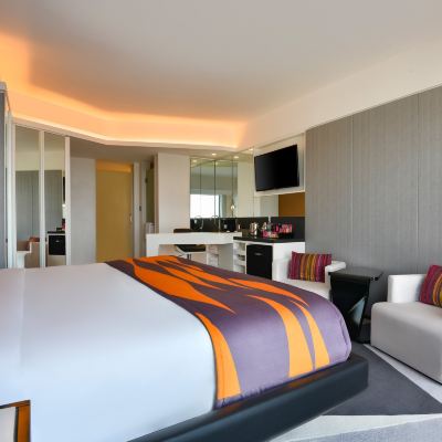 Deluxe Guest Room, 1 King Bed, High Floor W Amman Promo Code