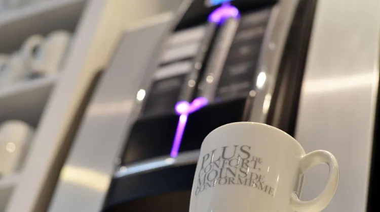 キリアッド プレスティージ ディジオン センター 食事・レストラン