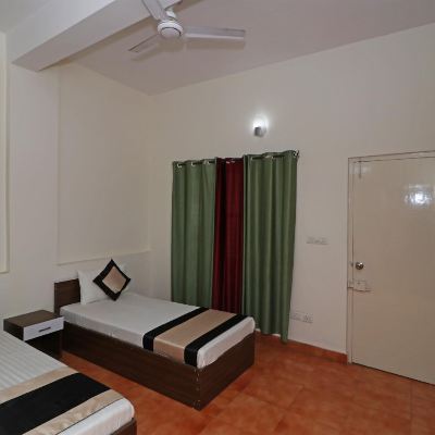 Classic Double Or Twin Room OYO 12942 Nathu Palace Promo Code