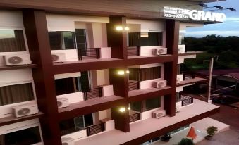 Dusit Grand Park Jomtien Apartment/By Khemanich - Housity